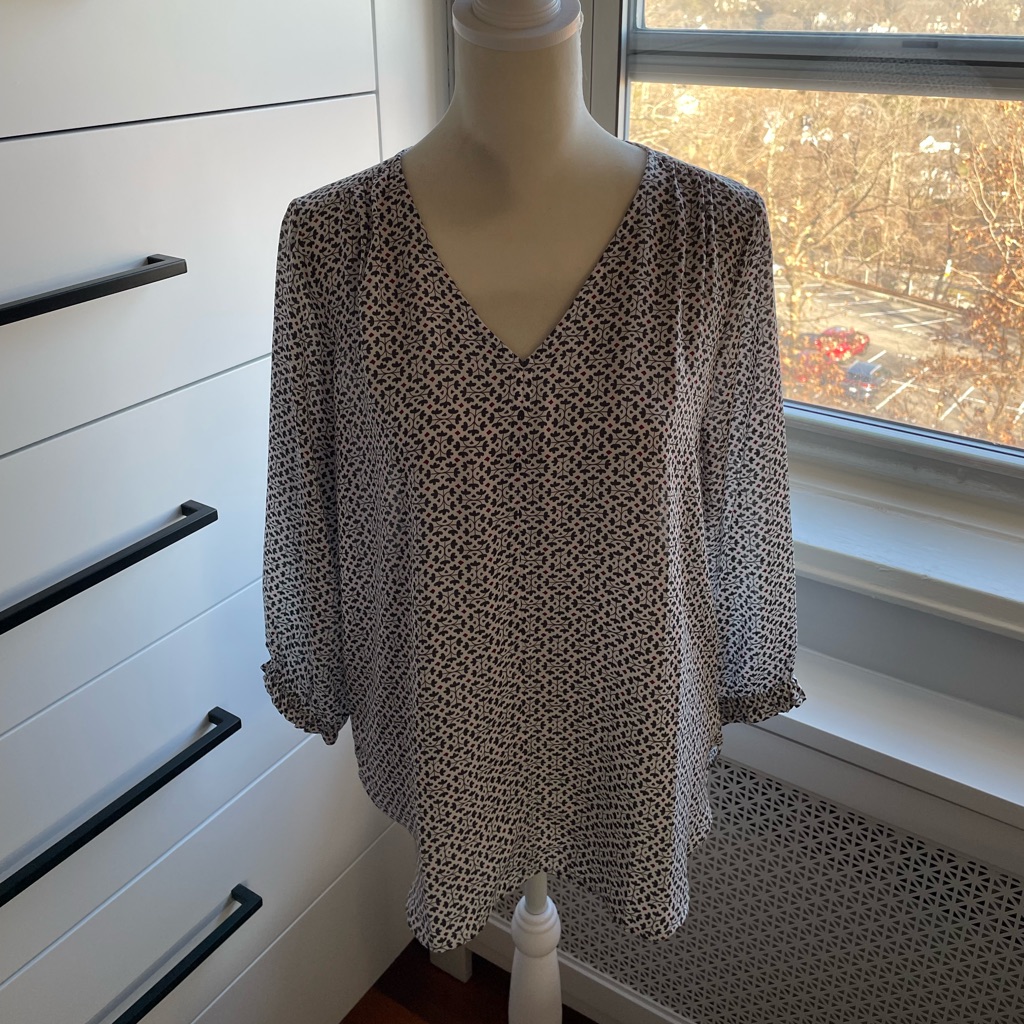 Loft Withe And Grey Blouse